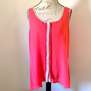 Pretty sleeveless sheer Spense top